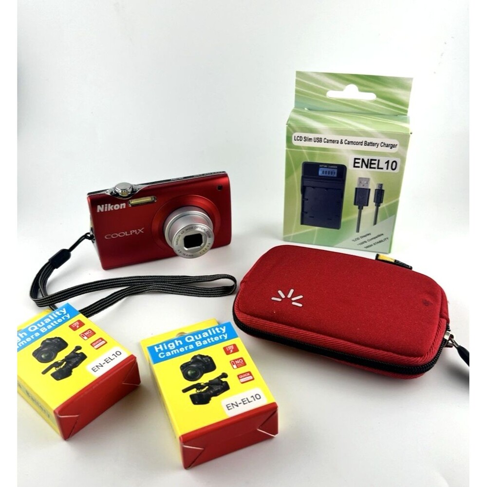 Nikon Coolpix S205 Digital Camera 12MP Tested w/ 3 Batteries Case USB & Charger